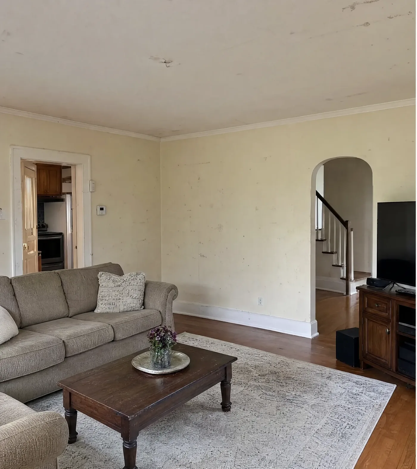 Sala before painting