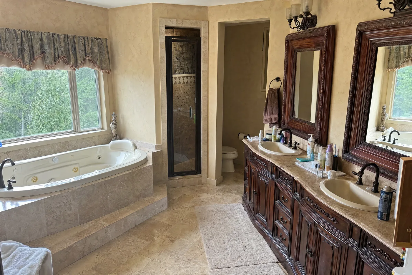 Dated traditional master bathroom before remodel